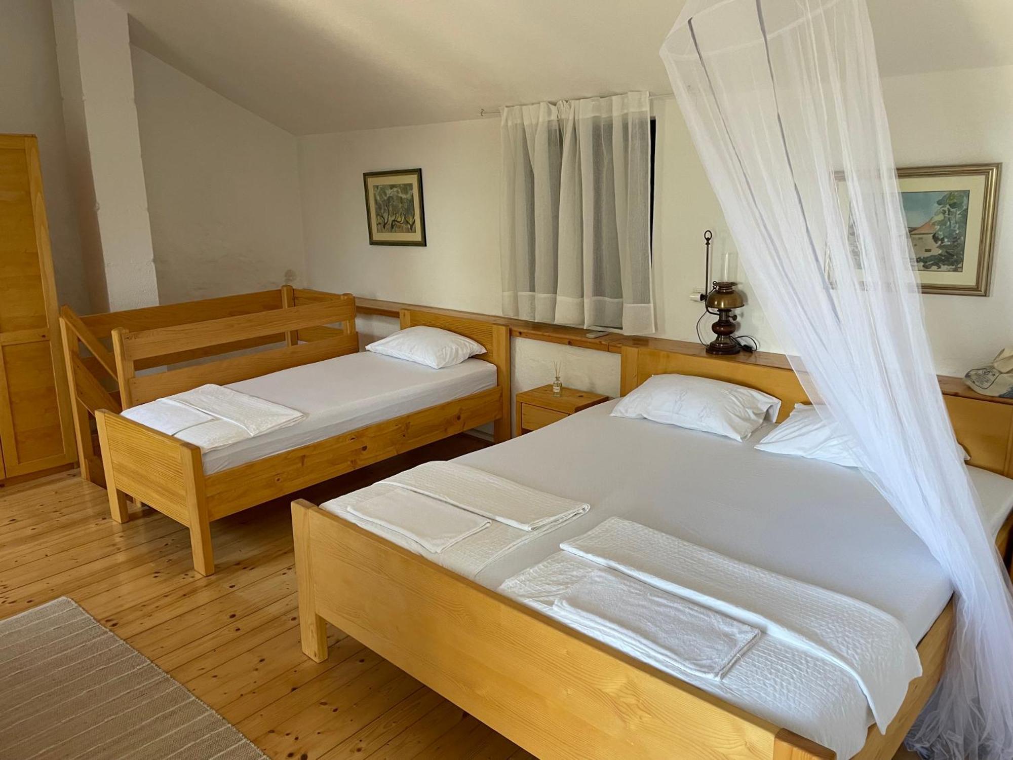 Authentic House Pelegrinka Villa Mali Drvenik Luaran gambar