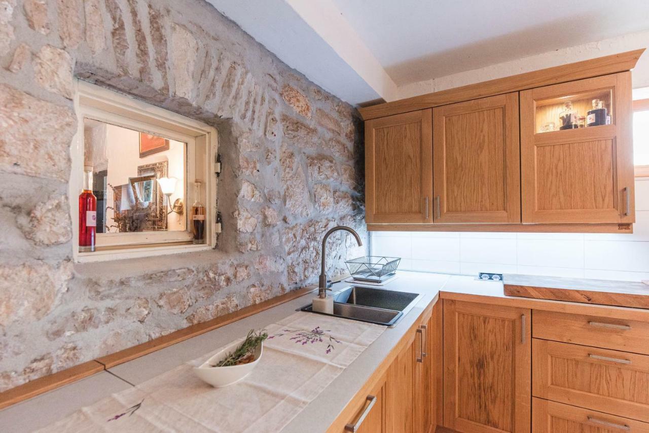 Authentic House Pelegrinka Villa Mali Drvenik Luaran gambar